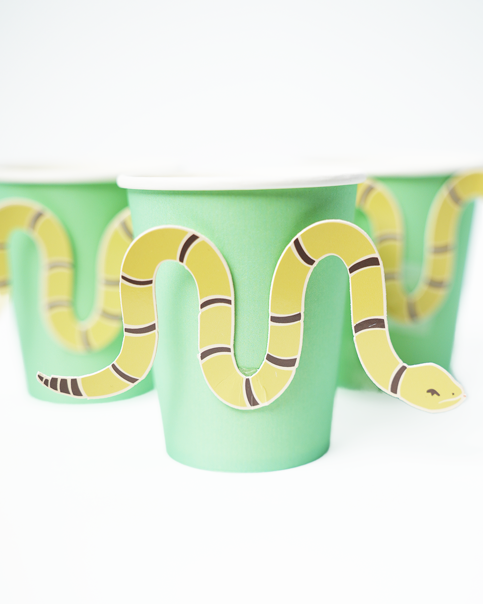 Vasos de Papel Serpiente Occidental (x12) - Colección Fiesta Oeste