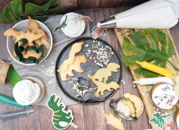 4 cortadores de galletas "dinosaurio"