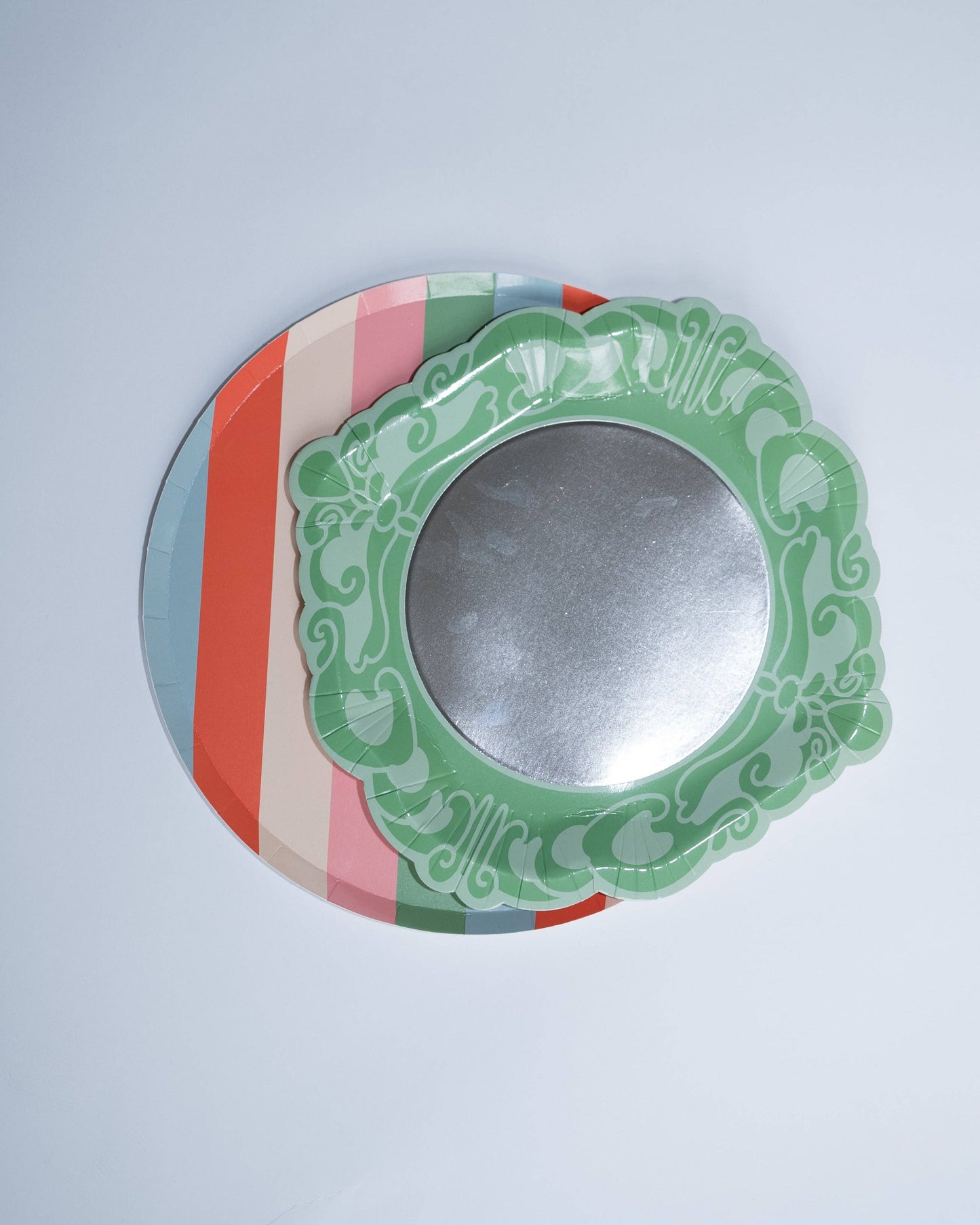 Platos de postre para fiesta de princesas Espejito, espejito (x 12)
