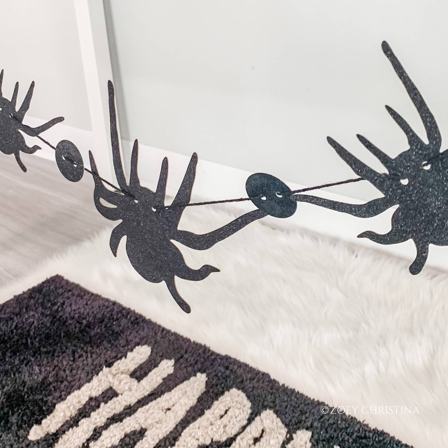 Guirnalda de Cartulina con Arañas de Purpurina Dibujadas a Mano - Halloween