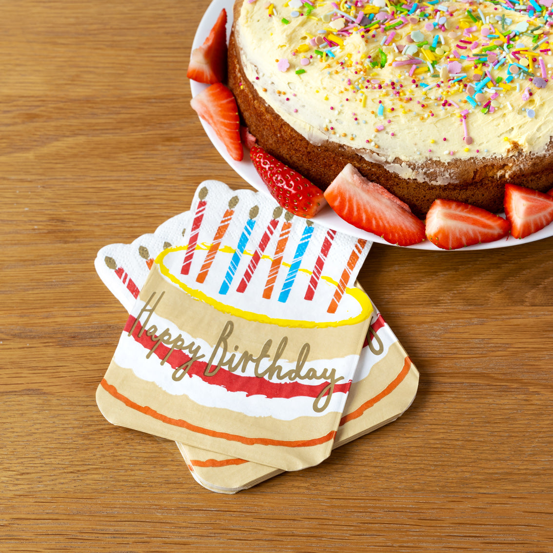 Servilletas de cumpleaños con forma de pastel, arcoíris, paquete de 20
