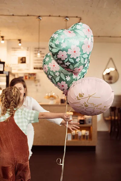 Globos de papel metalizado en forma de corazón con flores, 45 cm, surtido