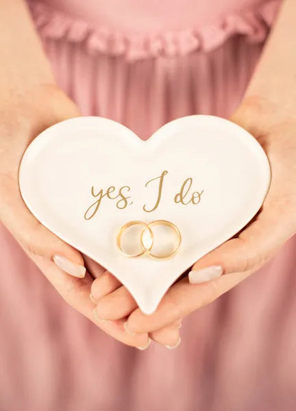 Plato de porcelana con forma de corazón para anillos de boda, 13,3 x 10,8 cm.