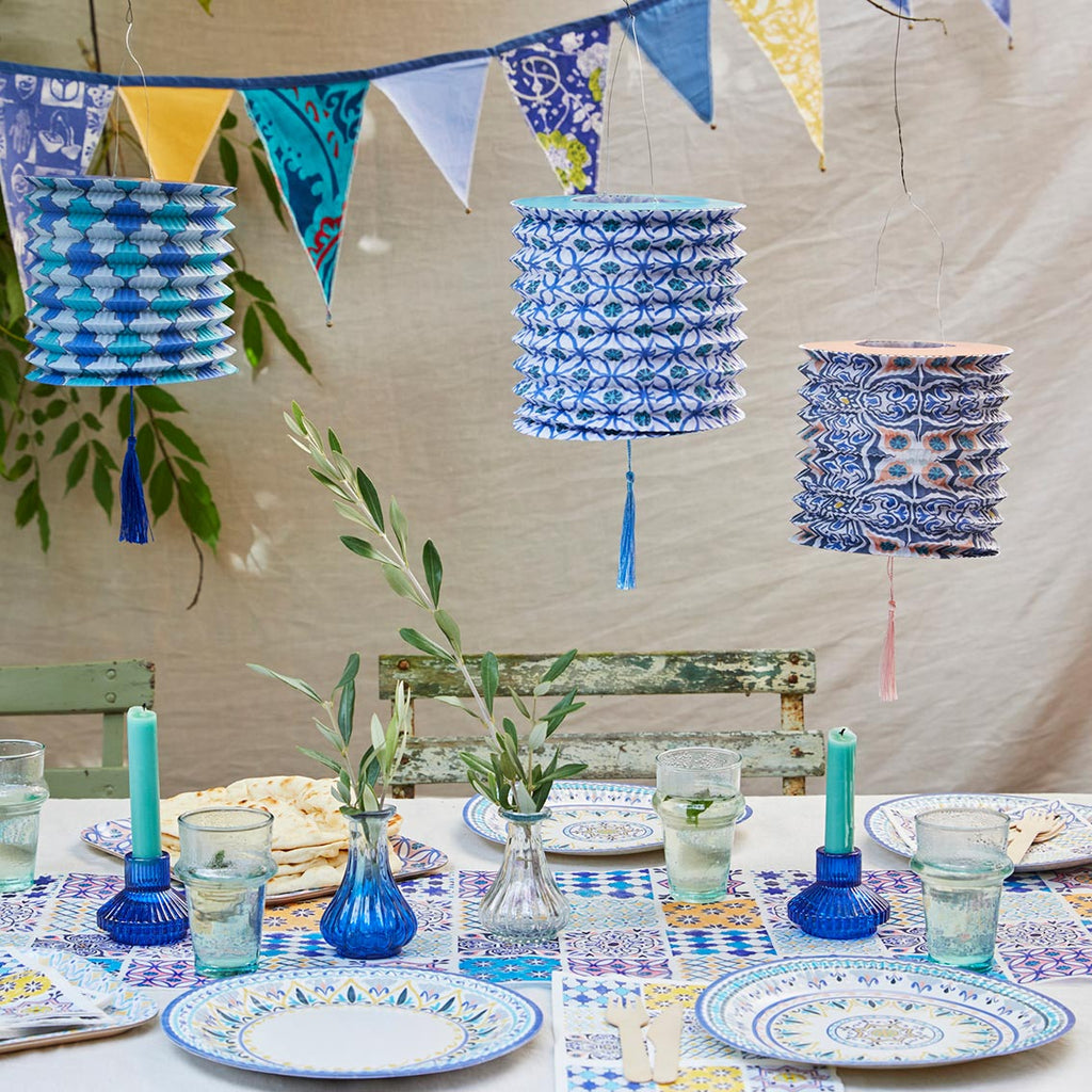 Farollillos azules Souk Summer Paper Lanterns Decoraciones - Paquete de 3