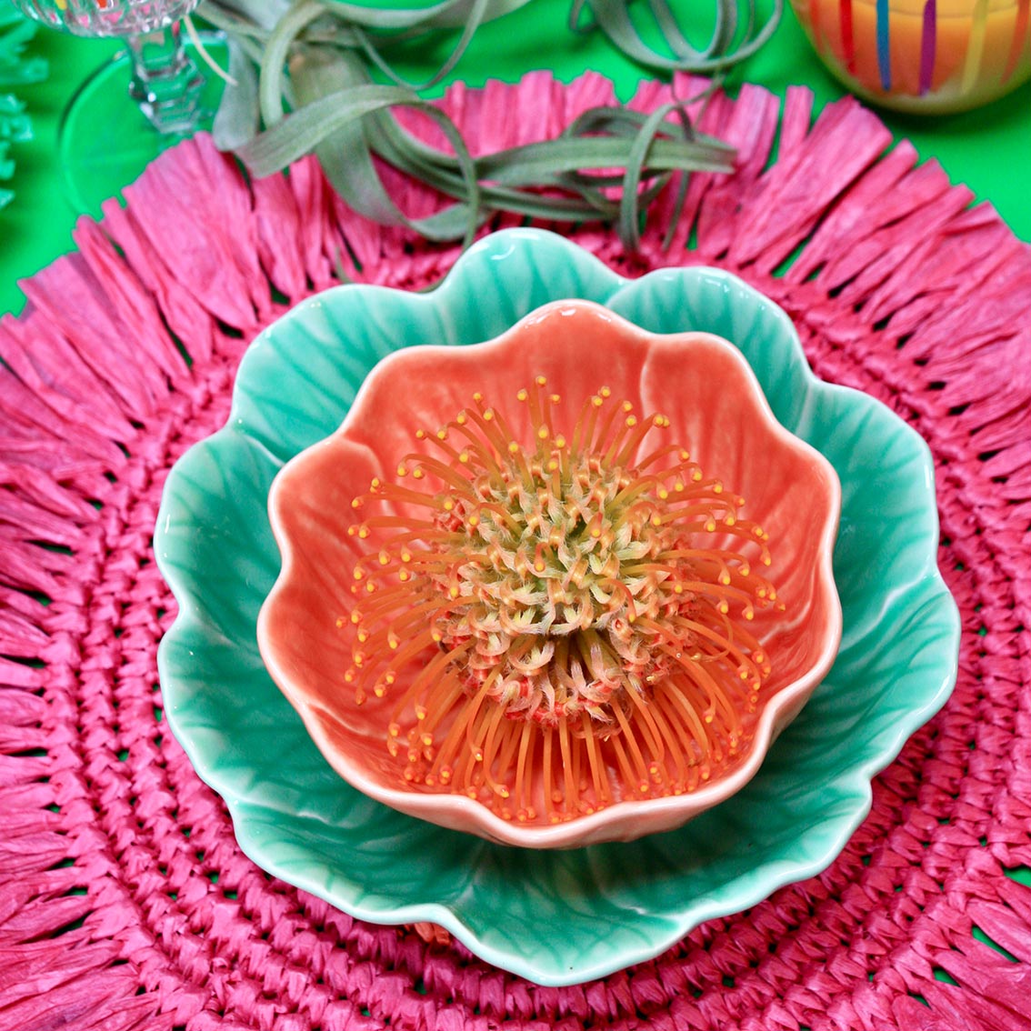 Manteles individuales de rafia de papel rosa y naranja para mesa - Paquete de 2